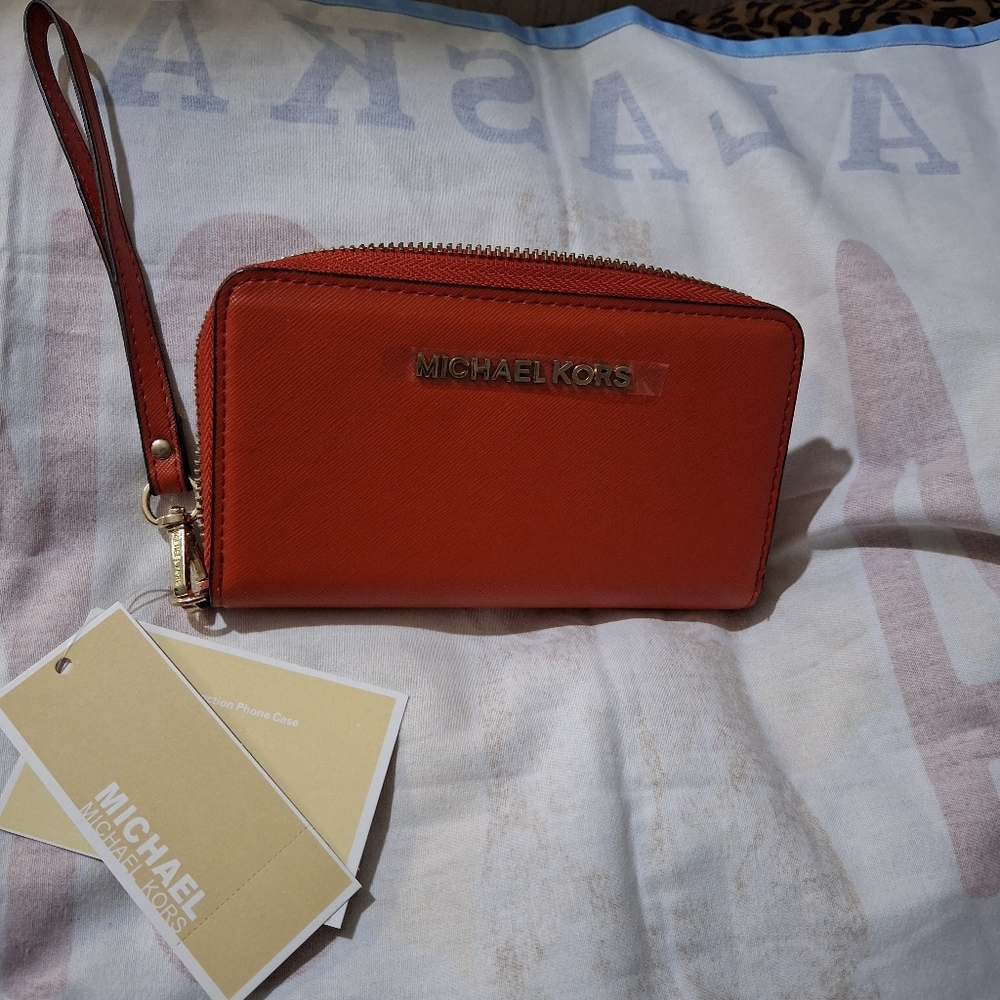 Michael Kors Vibrant Orange Phone Case Wallet - Picture 2 of 5